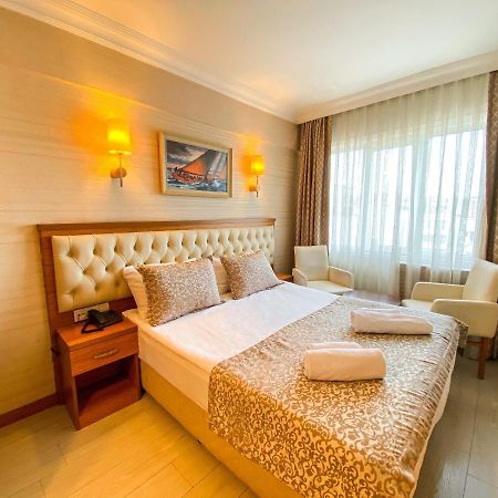 Mekke Hotel อิสตันบูล ภายนอก รูปภาพ