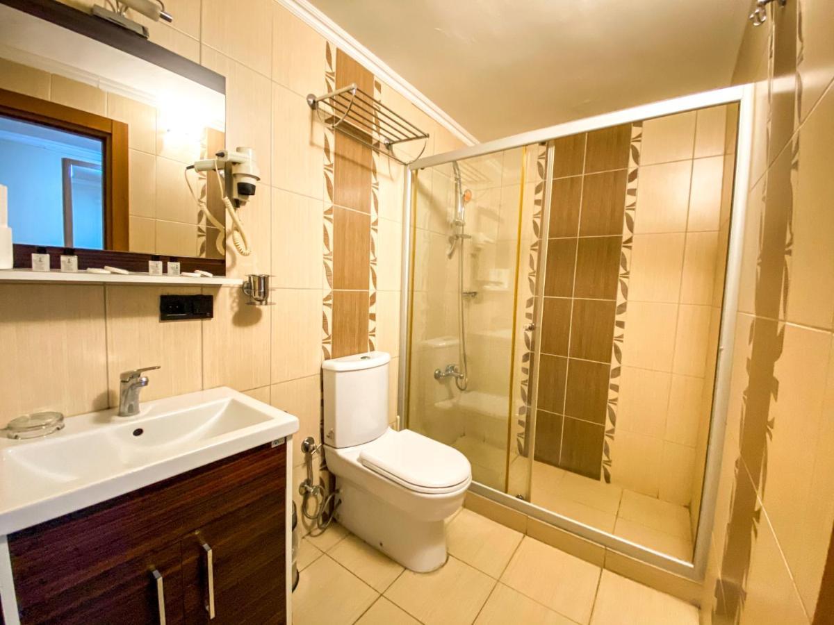 Mekke Hotel อิสตันบูล ภายนอก รูปภาพ