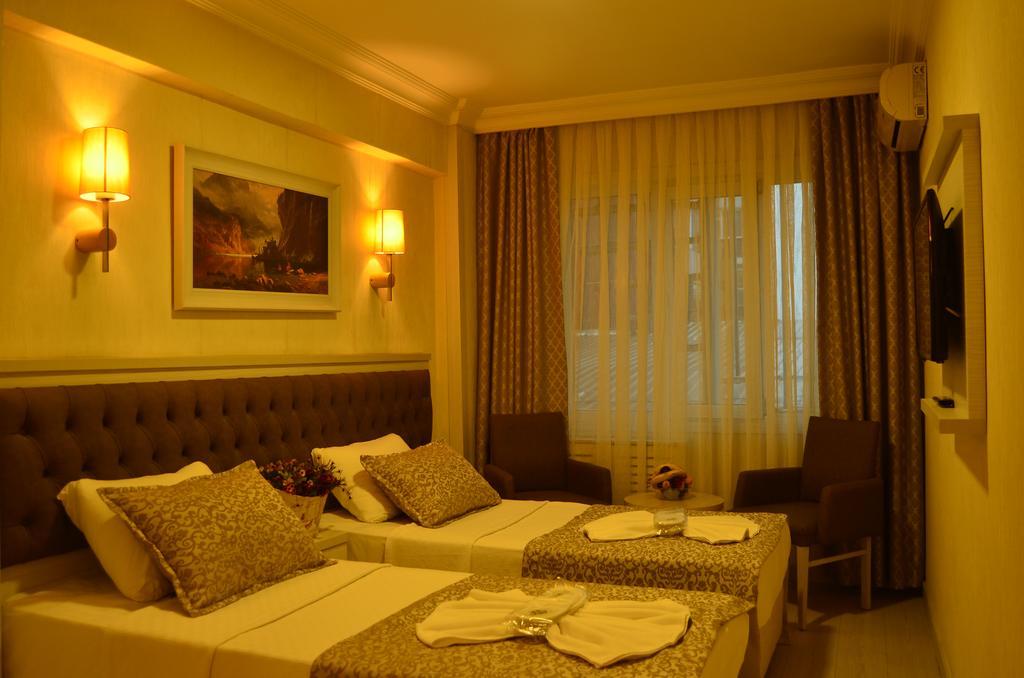 Mekke Hotel อิสตันบูล ภายนอก รูปภาพ